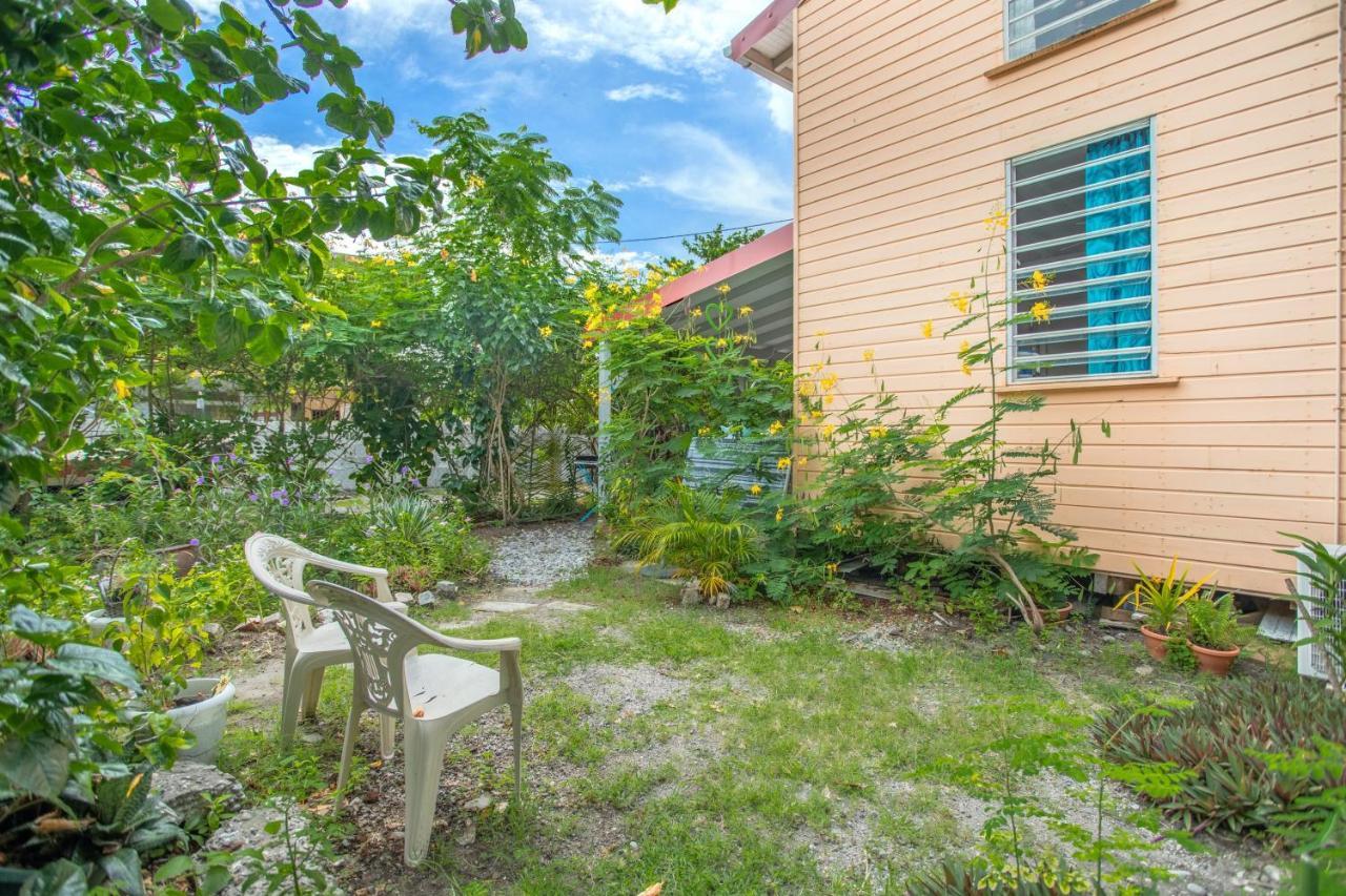 Appartement Charmant Au Carbet Avec Vue Sur La Mer 50 M² Le Carbet Kültér fotó
